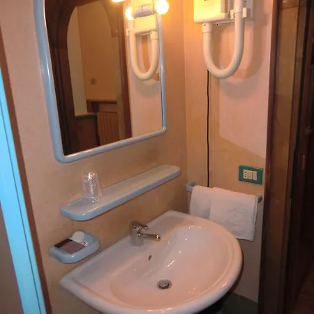 Отель Alemagna Сан-Вито-ди-Кадоре