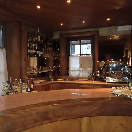 Alemagna מלון 3*